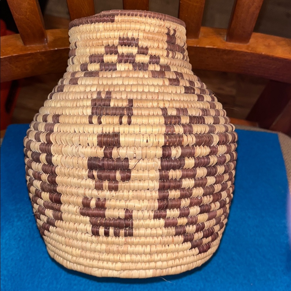 Handwoven basket 8” decorative Native Tribal Art display decor two weave colors
